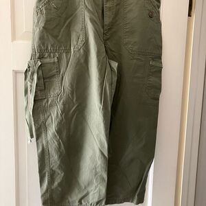Duck Head-Women’s Green Cargo Shorts